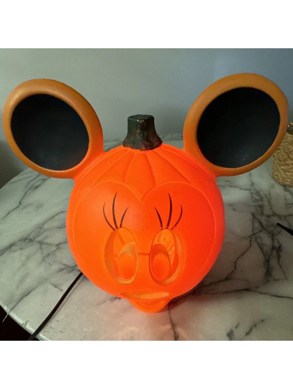 Disney Minnie Mouse Light Up Jack O'Lantern Pumpkin Blow Mold Halloween Lamp